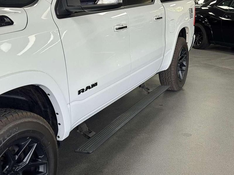 Gebraucht Dodge Ram Limited 401 PS (294 kW) 2022 Weiß Pickup