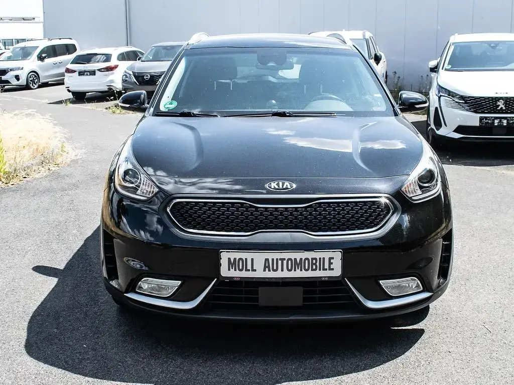 Gebraucht Kia Niro Spirit 141 PS (103 kW) 2017 Schwarz SUV