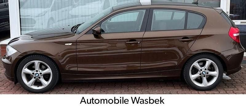 Gebraucht BMW 118 Sport Line 143 PS (105 kW) 2011 Braun Kleinwagen