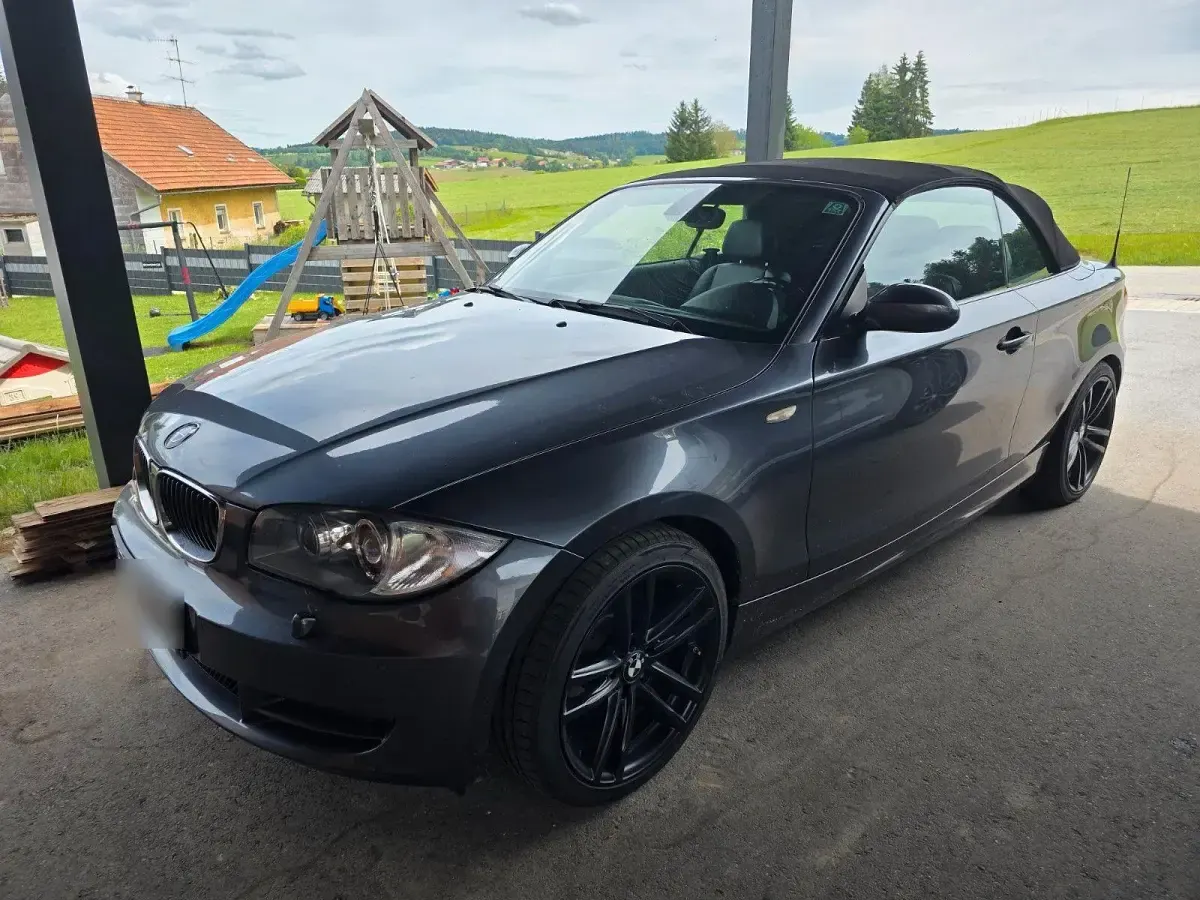 Gebraucht BMW 118 Cabriolet 143 PS (105 kW) 2008 Grau Cabrio