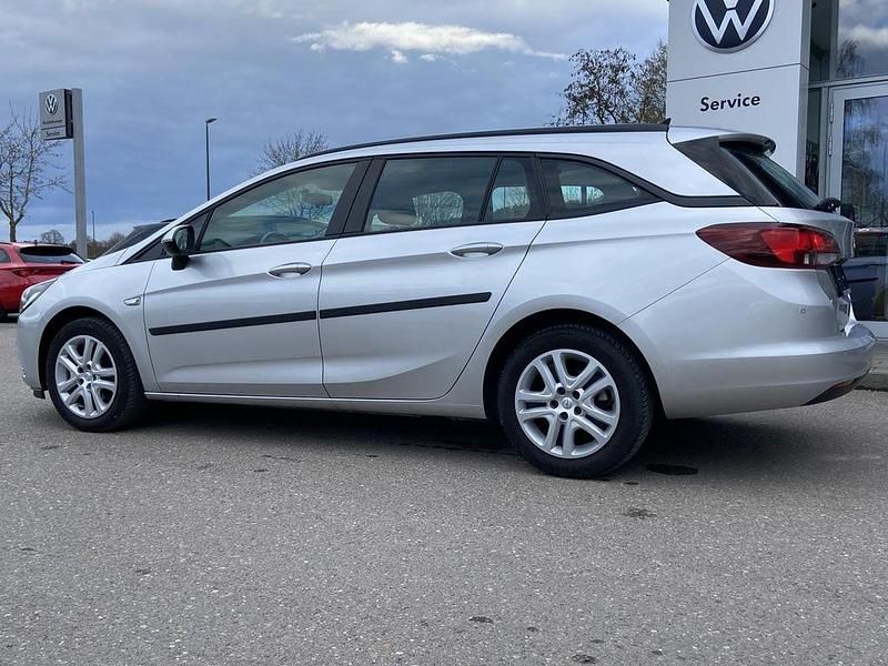 Gebraucht Opel Astra Edition 110 PS (80 kW) 2019 Silber Kombi