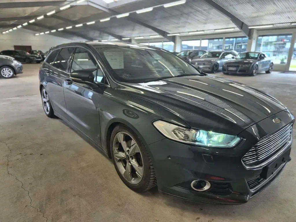 Gebraucht Ford Mondeo Titanium 179 PS (131 kW) 2015 Limousine