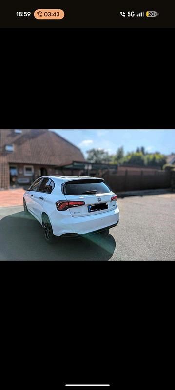 Weiß Gebraucht 2019 Fiat Tipo Kleinwagen | 9.000 € (Fairer Preis) - Bild 1/4
