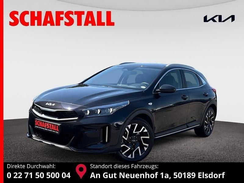 Schwarz ((1k) zilinaschwarz met.) Gebraucht 2024 Kia XCeed Comfort SUV | 23.639 € (Superpreis) - Bild 1/3