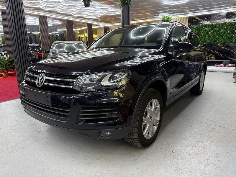 Schwarz Gebraucht 2014 VW Touareg SUV | 15.990 € (Guter Preis) - Bild 1/4