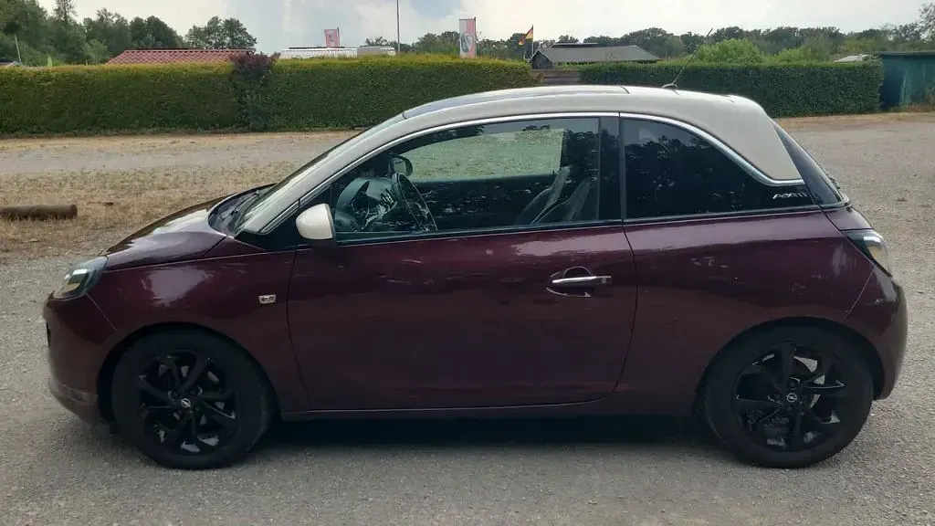 Gebraucht Opel Adam Glam 69 PS (50 kW) 2013 Rot Kleinwagen