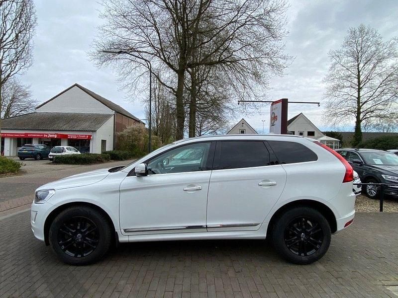 Gebraucht Volvo XC60 Summum 150 PS (110 kW) 2015 Weiß SUV