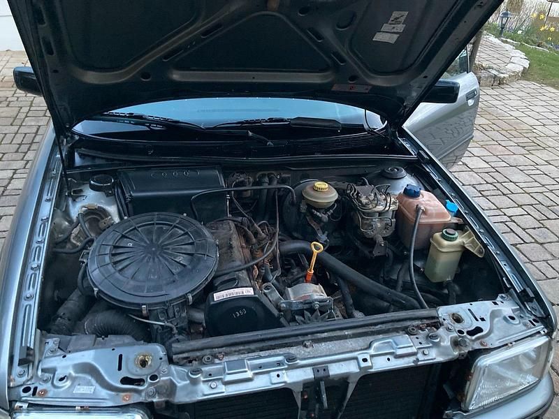 Usata Audi 80 90 CV (66 kW) 1992 Grigio Berlina