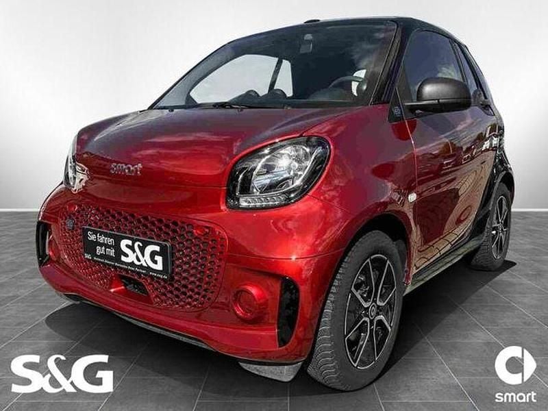 Bodypanels in carmine red (metal Gebraucht 2021 Smart ForTwo Electric Drive Passion Cabrio | 11.777 € (Fairer Preis) - Bild 1/4