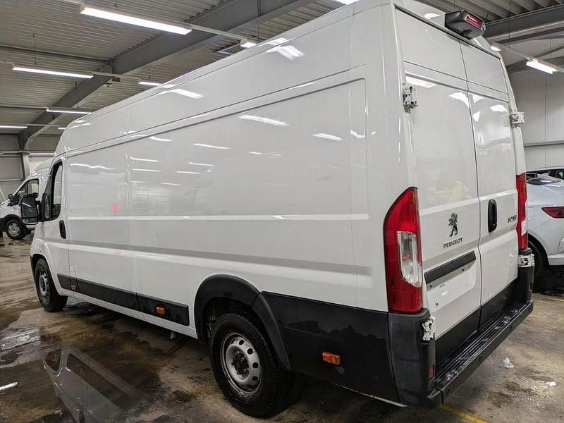 Gebraucht Peugeot Boxer 179 PS (131 kW) 2024 Weiß Van