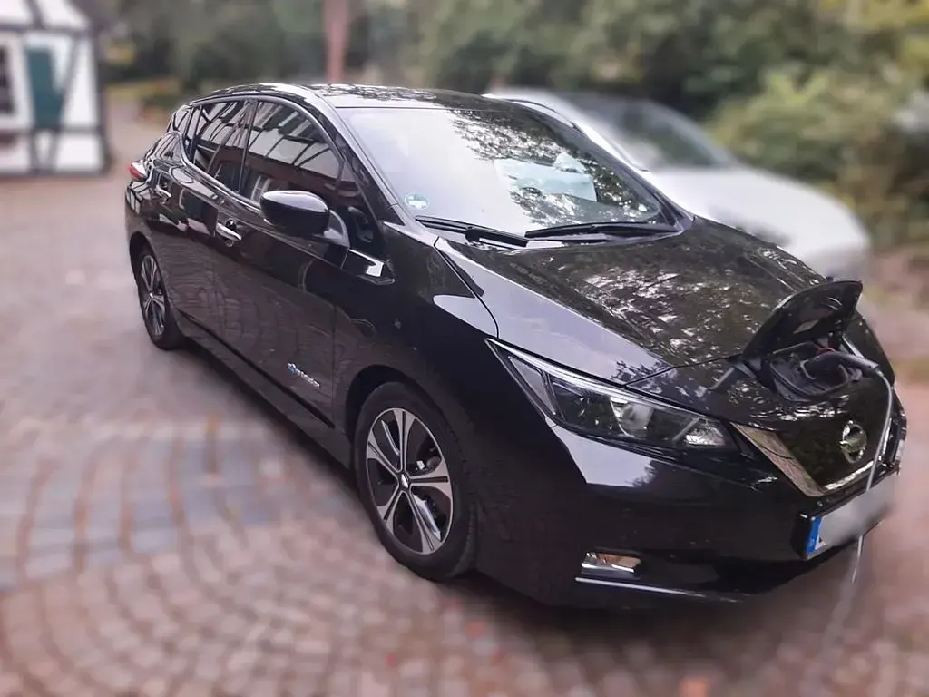 Gebraucht Nissan Leaf 110 kW (150 PS) 2018 Schwarz Kleinwagen