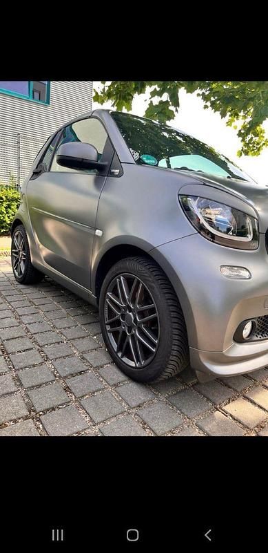 Andere farben Gebraucht 2019 Smart ForTwo Cabrio Brabus Cabrio | 22.800 € (Fairer Preis) - Bild 1/4