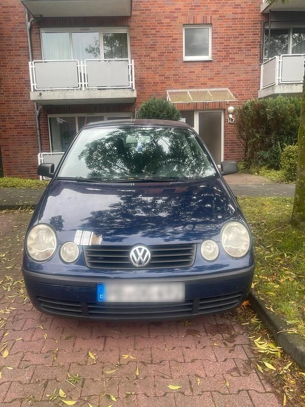 Blau Gebraucht 2002 VW Polo Kleinwagen | 400 € (Superpreis) - Bild 1/4