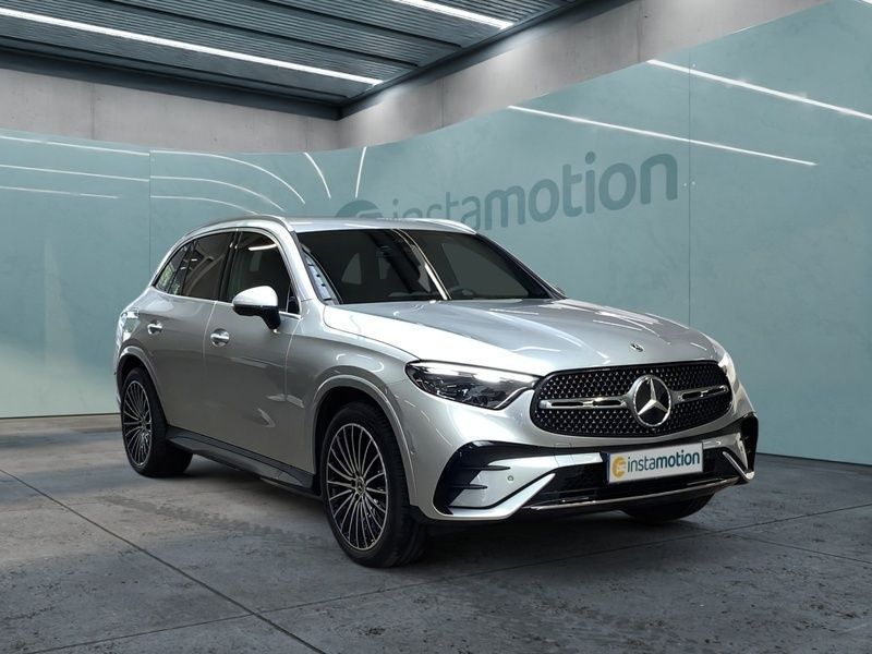Silber Gebraucht 2024 Mercedes GLC220 AMG SUV | 59.960 € (Fairer Preis) - Bild 1/4