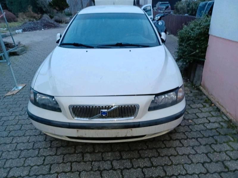 Gebraucht Volvo V70 163 PS (119 kW) 2002 Weiß Kombi