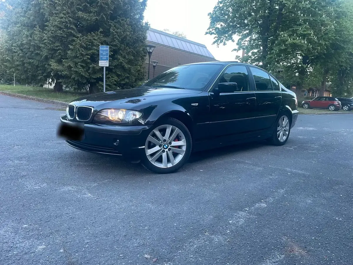 Gebraucht BMW 325 192 PS (141 kW) 2003 Schwarz Limousine