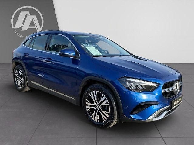 Gebraucht Mercedes GLA220 Progressive 190 PS (139 kW) 2024 Spektrablau SUV
