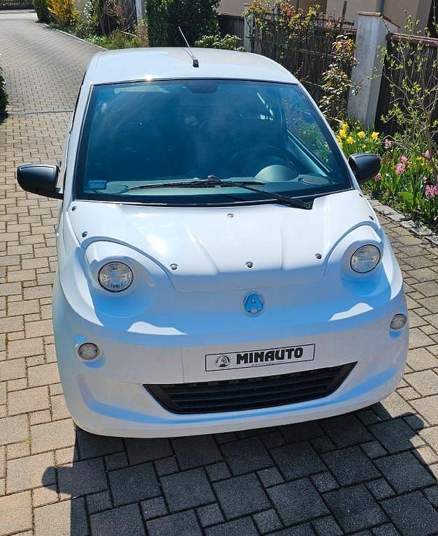 Second-hand Aixam Minauto 5 kW (8 CP) 2025 Alb Hatchback