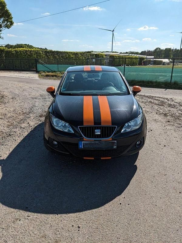 Schwarz Gebraucht 2009 Seat Ibiza Style Limousine | 3.250 € (Fairer Preis) - Bild 1/4