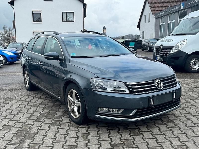 Gebraucht VW Passat 140 PS (102 kW) 2011 Grau Kombi