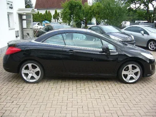 Gebraucht Peugeot 308 CC Platinum 156 PS (114 kW) 2010 Schwarz Cabrio