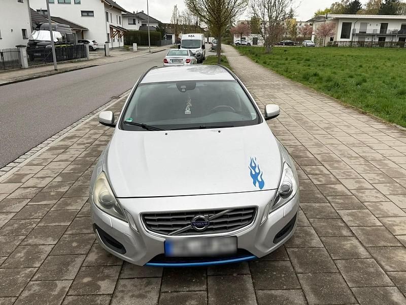 Gebraucht Volvo V60 163 PS (119 kW) 2011 Grau Kombi