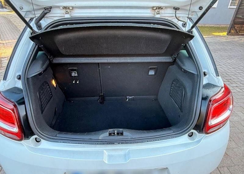 Gebraucht DS Automobiles DS3 Connected Chic 110 PS (80 kW) 2016 Weiß Kleinwagen