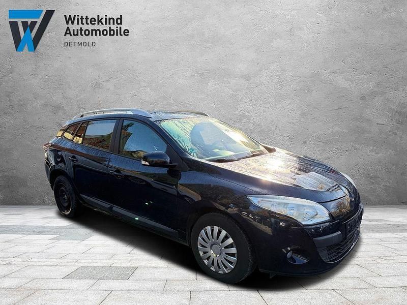 Blau Gebraucht 2010 Renault Mégane III Expression Limousine | 4.499 € (Guter Preis) - Bild 1/4