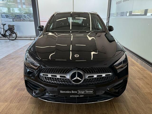 Gebraucht Mercedes GLA200 AMG 163 PS (119 kW) 2024 Nachtschwarz SUV
