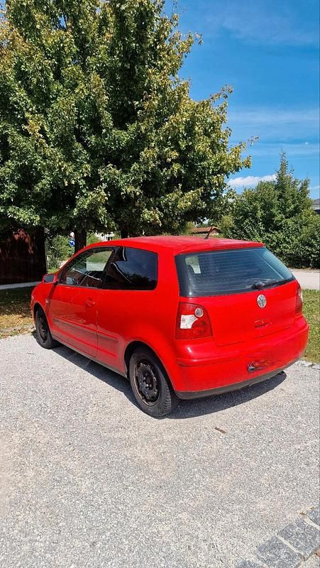 Rot Gebraucht 2002 VW Polo Highline Kleinwagen | 999 € (Fairer Preis) - Bild 1/4