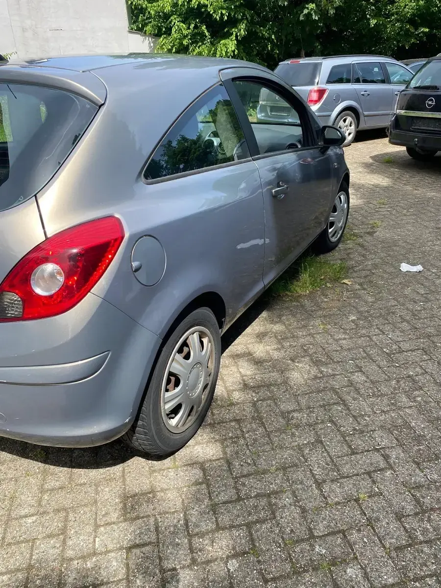 Gebraucht Opel Corsa 85 PS (62 kW) 2012 Grau Kleinwagen