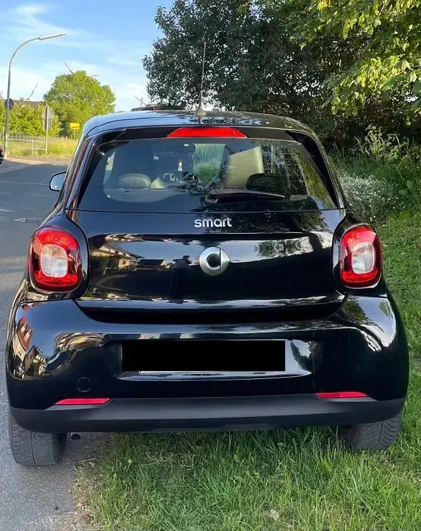 Gebraucht Smart ForFour Prime 71 PS (52 kW) 2015 Schwarz Kleinwagen