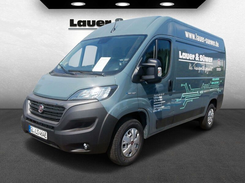 Grau Gebraucht 2022 Fiat E-Ducato | 35.688 € - Bild 1/4