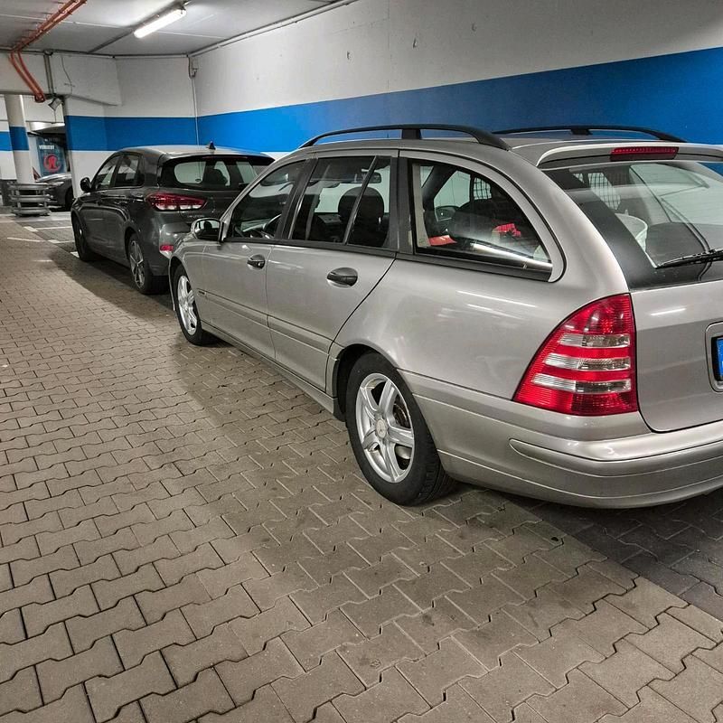 Gebraucht Mercedes C180 143 PS (105 kW) 2007 Silber Kombi