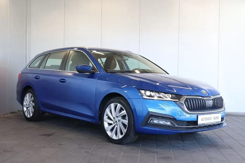 Gebraucht Skoda Octavia Style 204 PS (150 kW) 2021 Blau Limousine