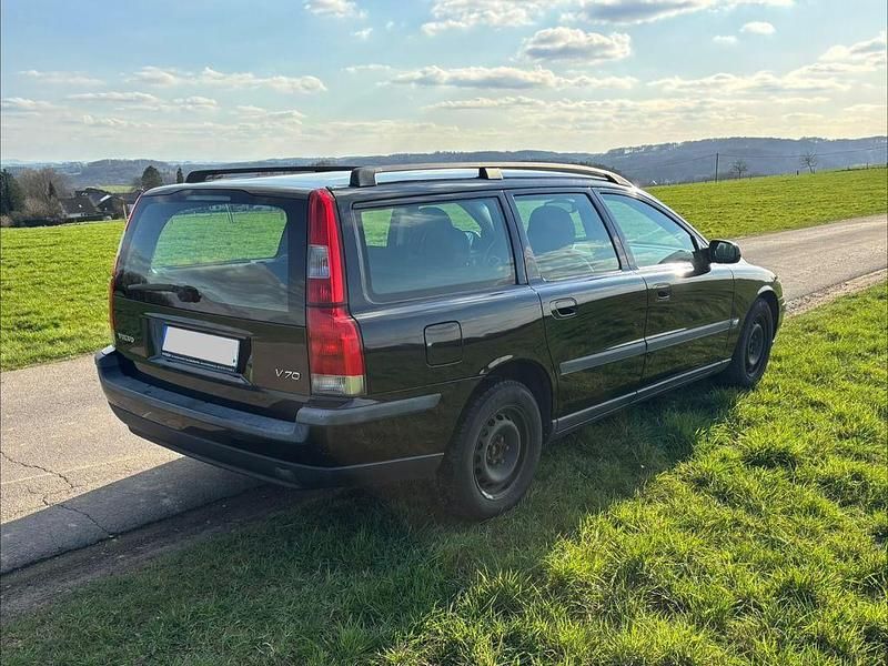 Gebraucht Volvo V70 140 PS (102 kW) 2001 Schwarz Kombi