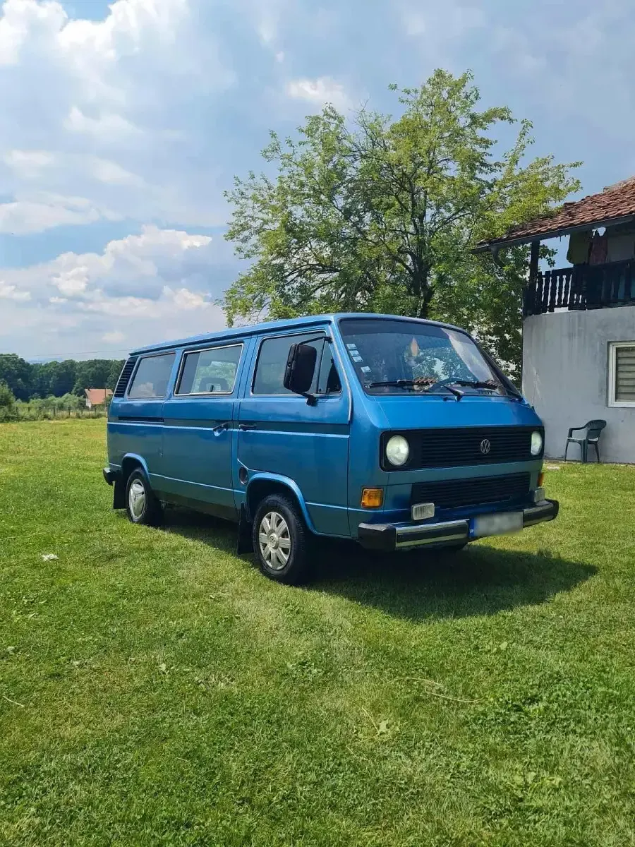 Gebraucht VW T3 69 PS (50 kW) 1986 Blau Van