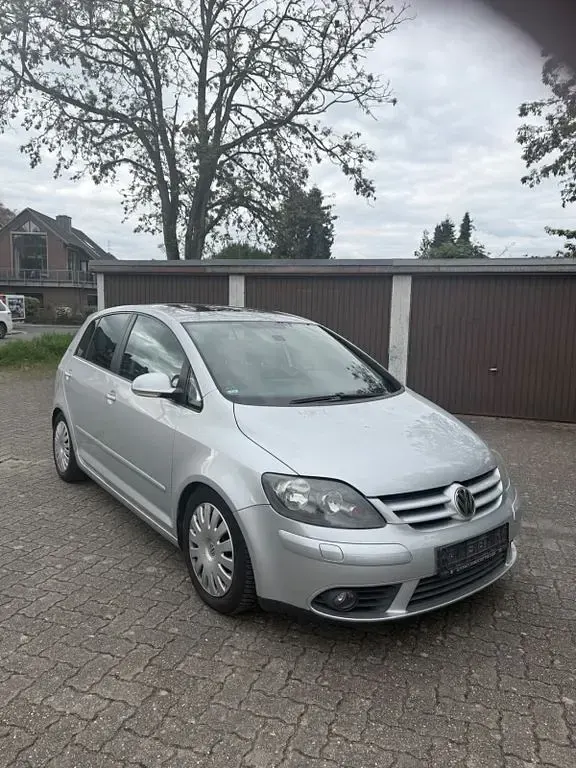 Używany VW Golf Plus Cross Edition 140 KM (102 kW) 2007 Srebrny Minivan