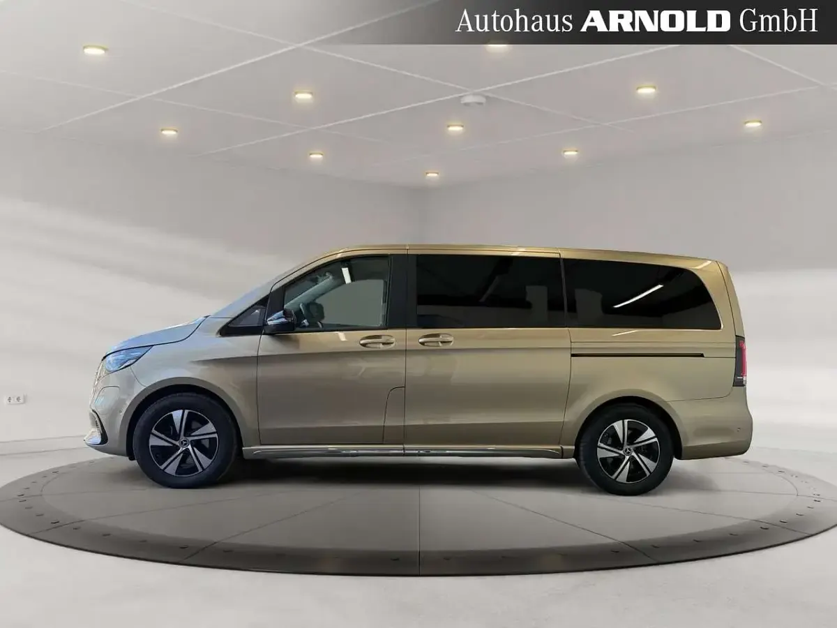Gebraucht Mercedes EQV300 150 kW (204 PS) 2025 Kalaharigold Van / Kleinbus