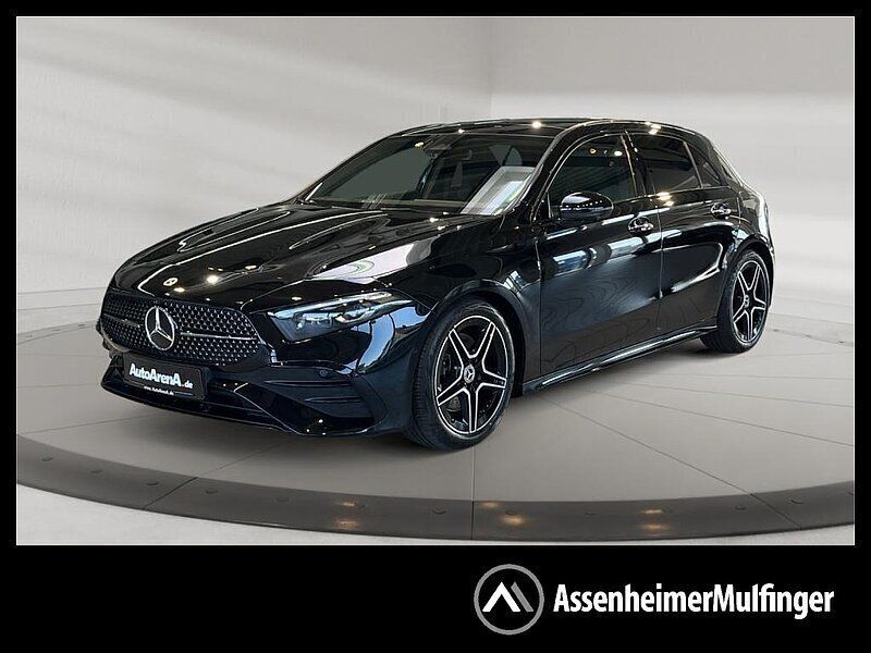 Metalliclack kosmosschwarz Gebraucht 2024 Mercedes A220 AMG Limousine | 38.978 € (Fairer Preis) - Bild 1/4
