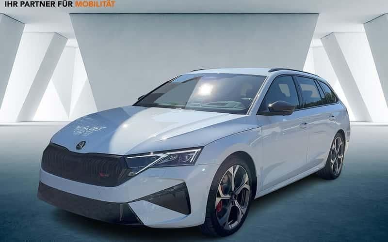 Weiß Neu 2025 Skoda Octavia RS Kombi | 53.990 € - Bild 1/4