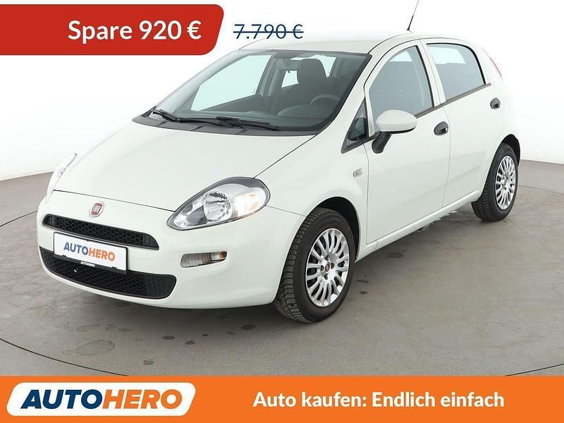 Gebraucht Fiat Punto Pop 69 PS (50 kW) 2015 Weiß Limousine