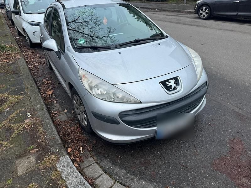 Gebraucht Peugeot 207 88 PS (64 kW) 2007 Silber Kleinwagen