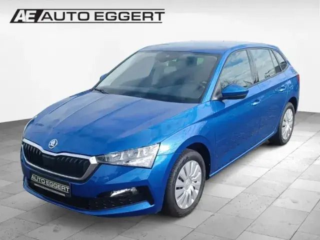 Blau Gebraucht 2022 Skoda Scala Ambition Kleinwagen | 18.989 € (Fairer Preis) - Bild 1/3