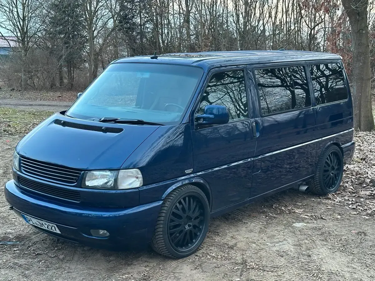 Gebraucht VW T4 151 PS (111 kW) 2000 Blau Van