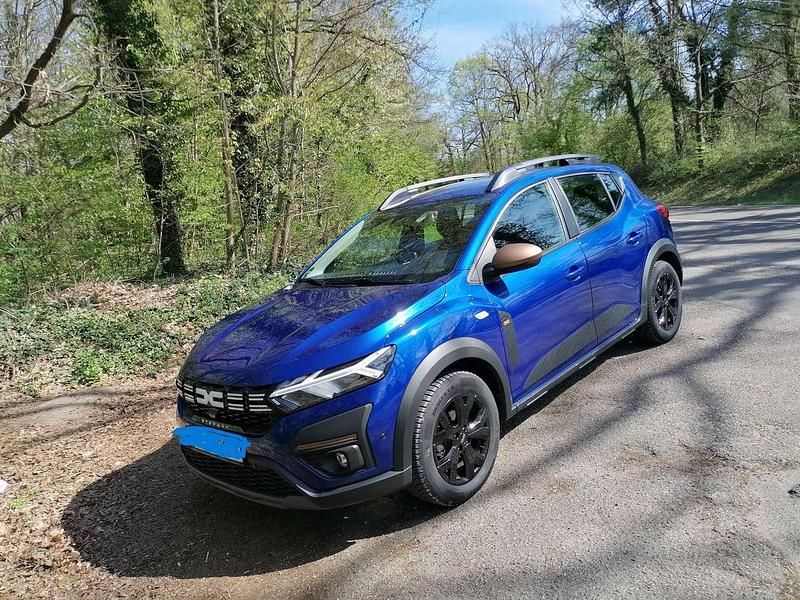 Blau Gebraucht 2024 Dacia Sandero Extreme Kleinwagen | 19.990 € (Fairer Preis) - Bild 1/4