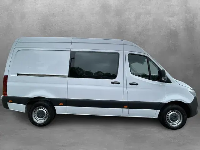 Gebraucht Mercedes Sprinter 150 PS (110 kW) 2022 Arktikweiß Van