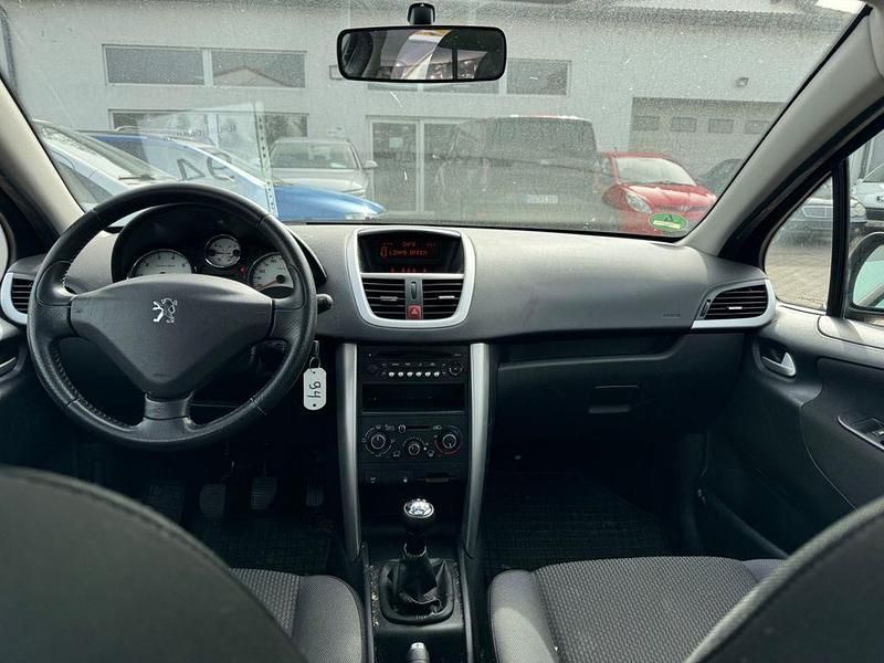 Gebraucht Peugeot 207 95 PS (69 kW) 2011 Grau Kombi
