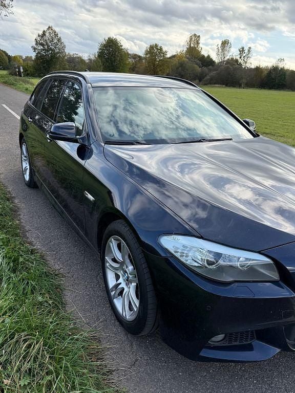 Gebraucht BMW 528 Performance 258 PS (189 kW) 2011 Schwarz Kombi