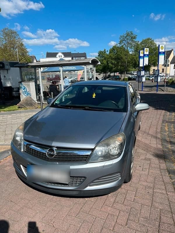 Silber Gebraucht 2007 Opel Astra Coupé | 450 € (Superpreis) - Bild 1/4